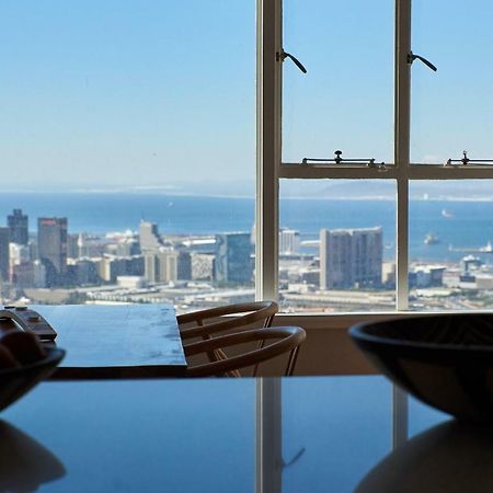Breathtaking Views, Brand New Renovated Apartment Cape Town Bagian luar foto