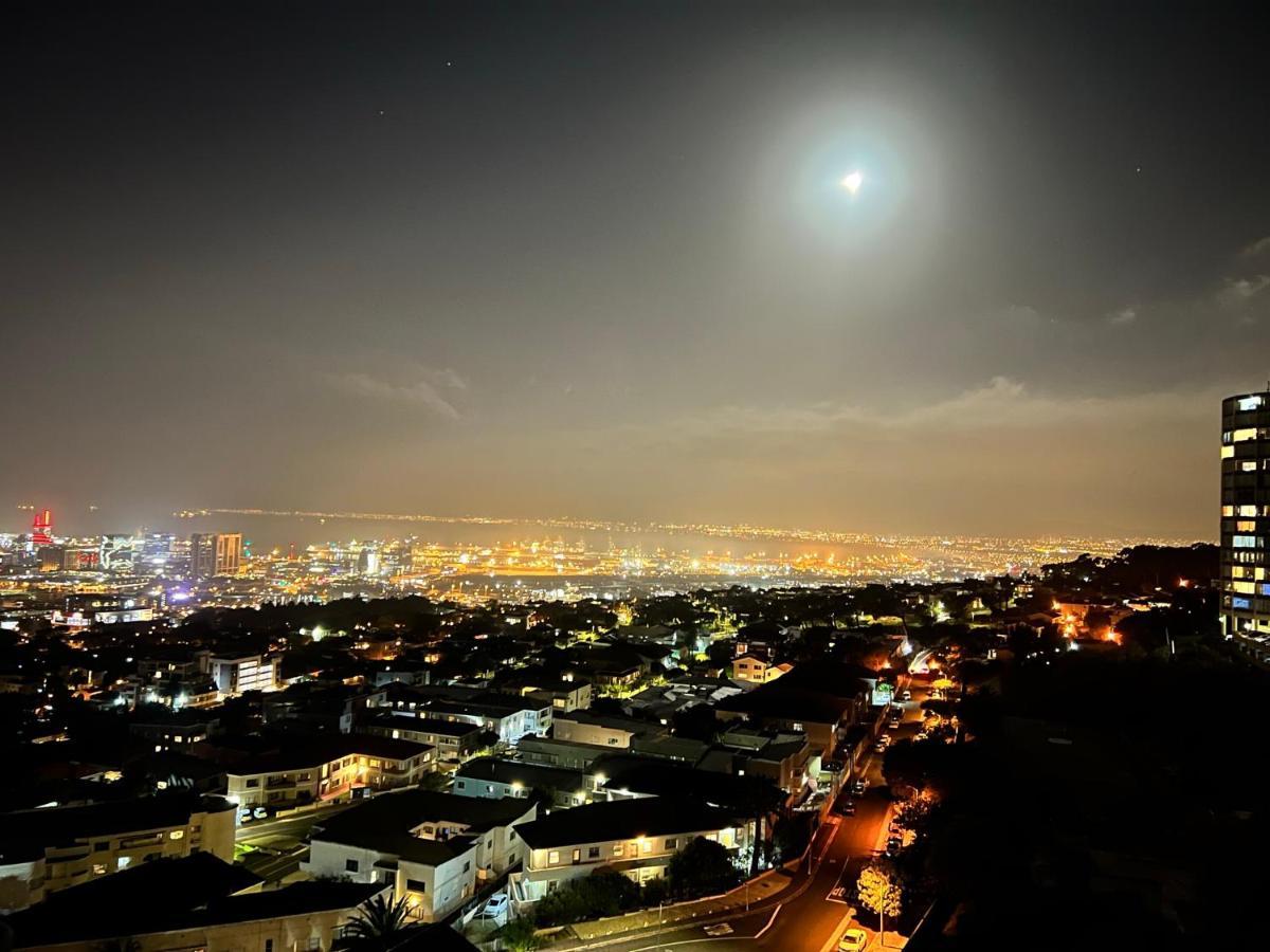 Breathtaking Views, Brand New Renovated Apartment Cape Town Bagian luar foto