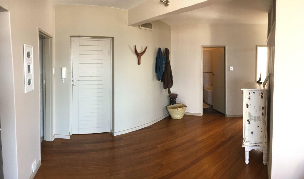 Breathtaking Views, Brand New Renovated Apartment Cape Town Bagian luar foto
