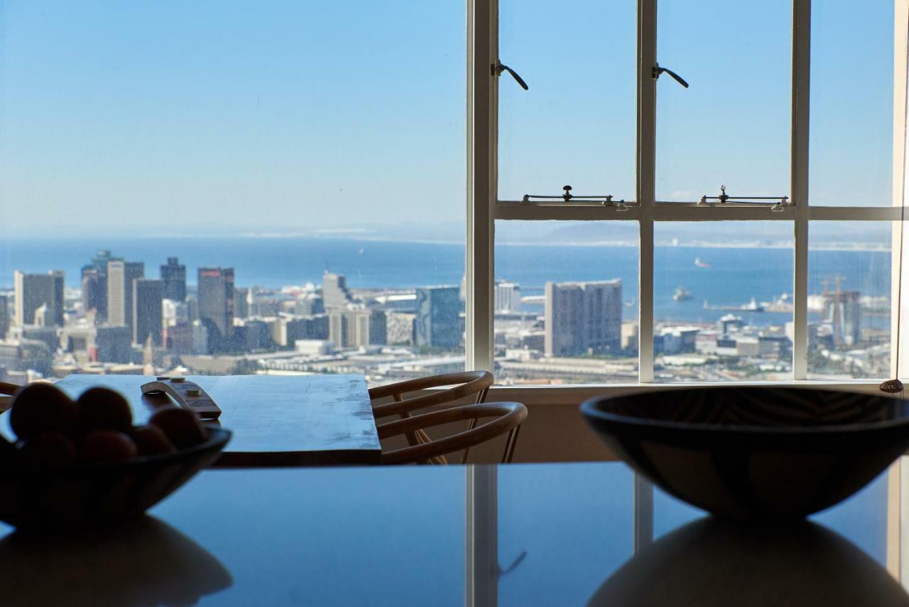 Breathtaking Views, Brand New Renovated Apartment Cape Town Bagian luar foto