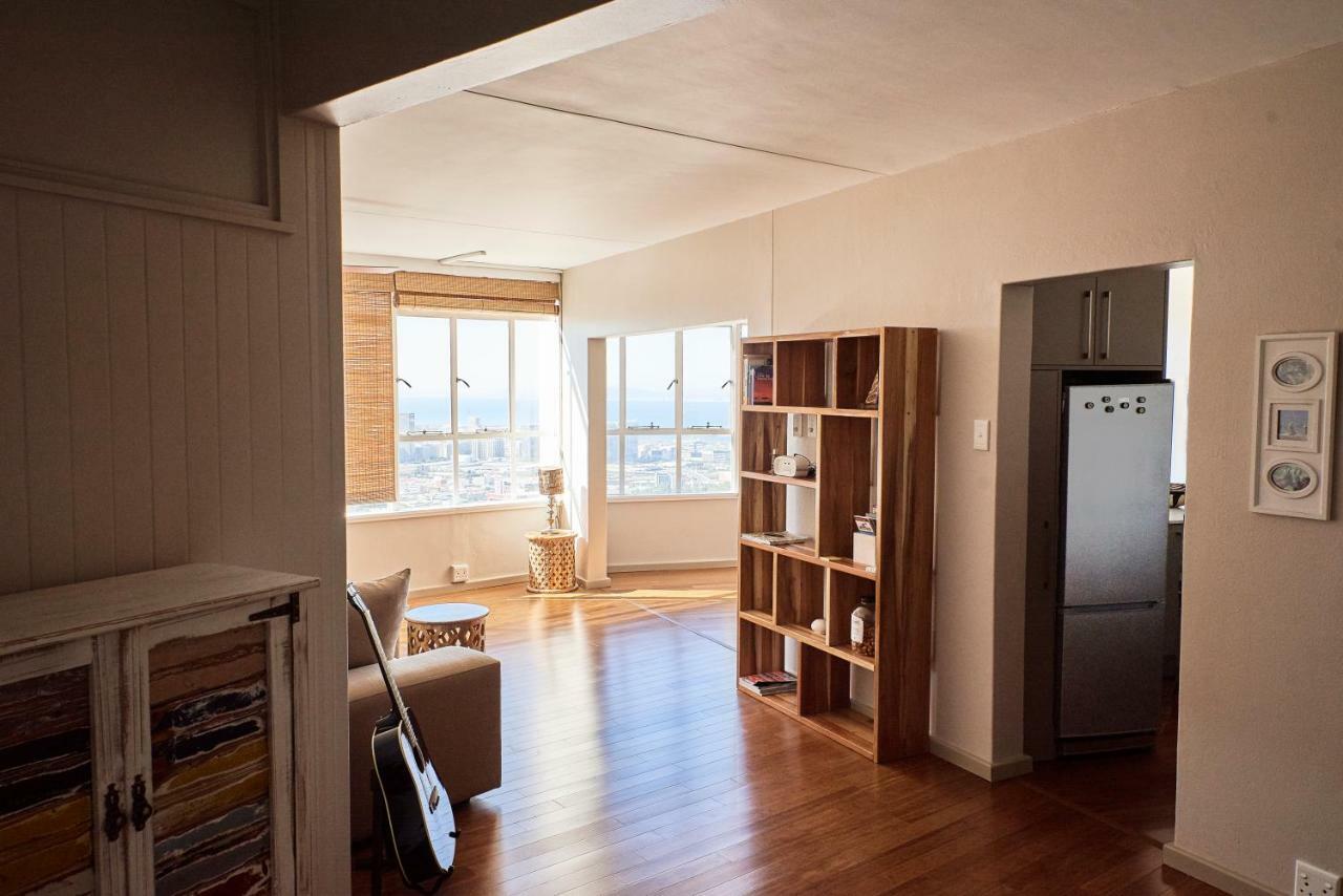 Breathtaking Views, Brand New Renovated Apartment Cape Town Bagian luar foto